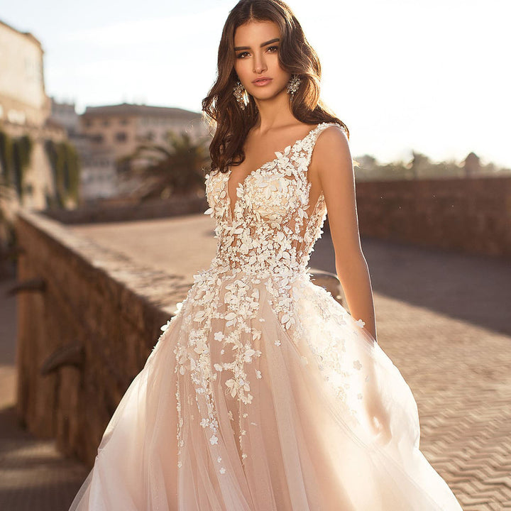 Women's Graceful V-Neck Floral Detail Wedding Dress – Romantic Bridal Gown