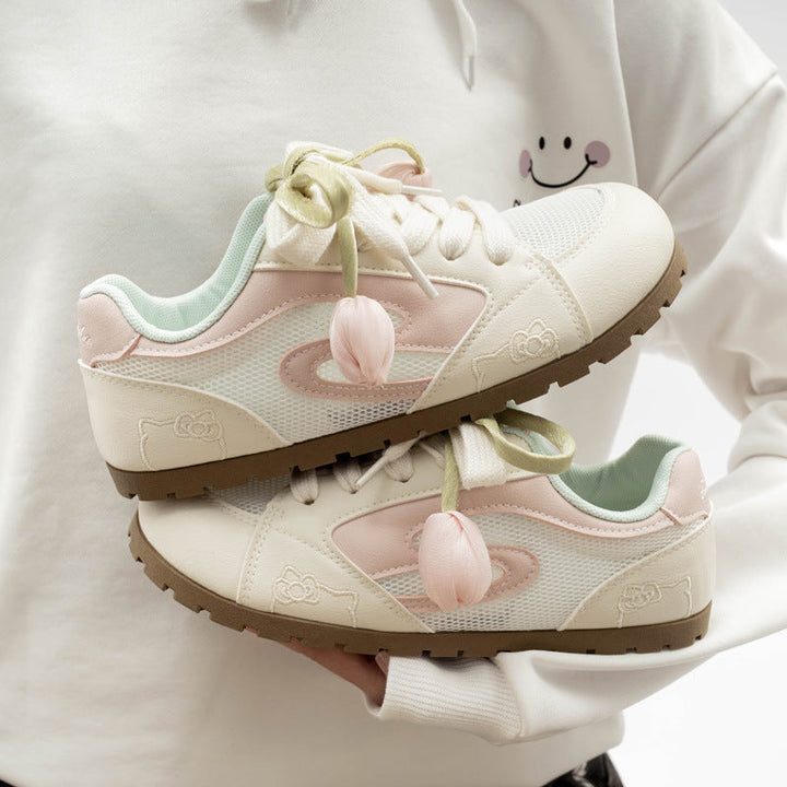 Damskie modne sneakersy Hello Kitty z antypoślizgową podeszwą i unikalnym kwiatowym sznurowaniem