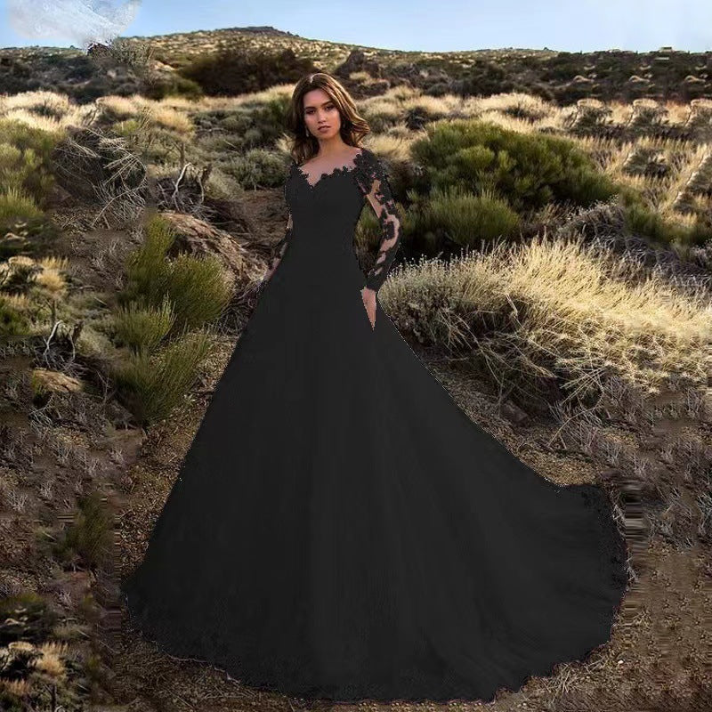 Women's Elegant Lace-Trimmed Wedding Dress with Voluminous Skirt – Princess Bridal Gown