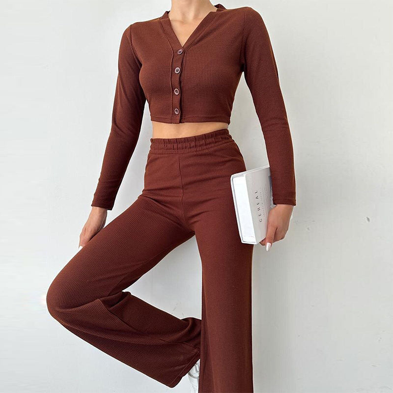 Conjunto de crop top ajustado para mujer y pantalones de cintura alta – conjunto de dos piezas con botones