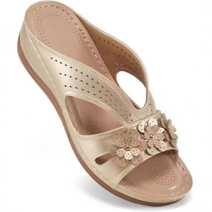 Women's Comfortable Footbed Sandals with Flower Design – Orthopedic Summer Comfort