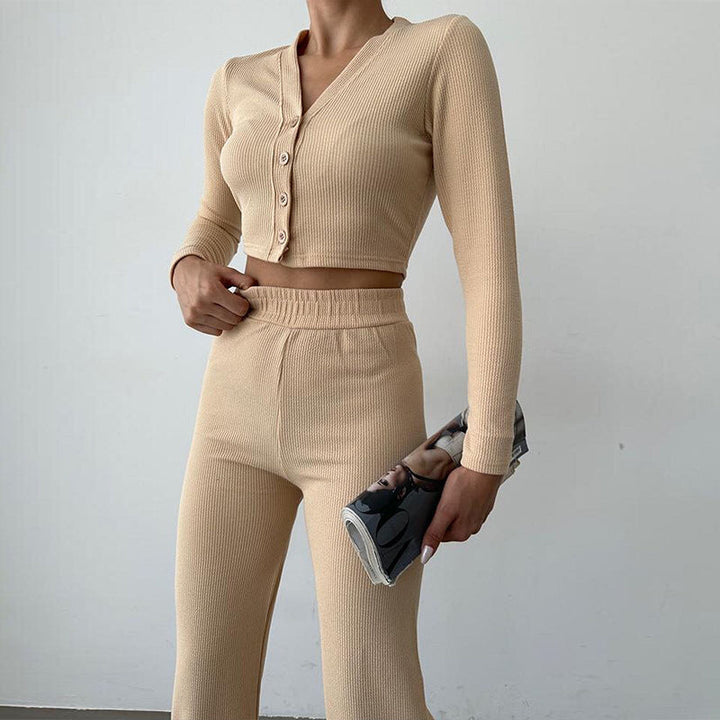 Conjunto de crop top ajustado para mujer y pantalones de cintura alta – conjunto de dos piezas con botones