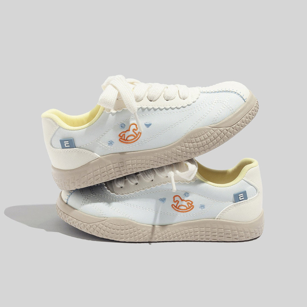 Damskie stylowe niebieskie skórzane sneakersy na sznurowadła