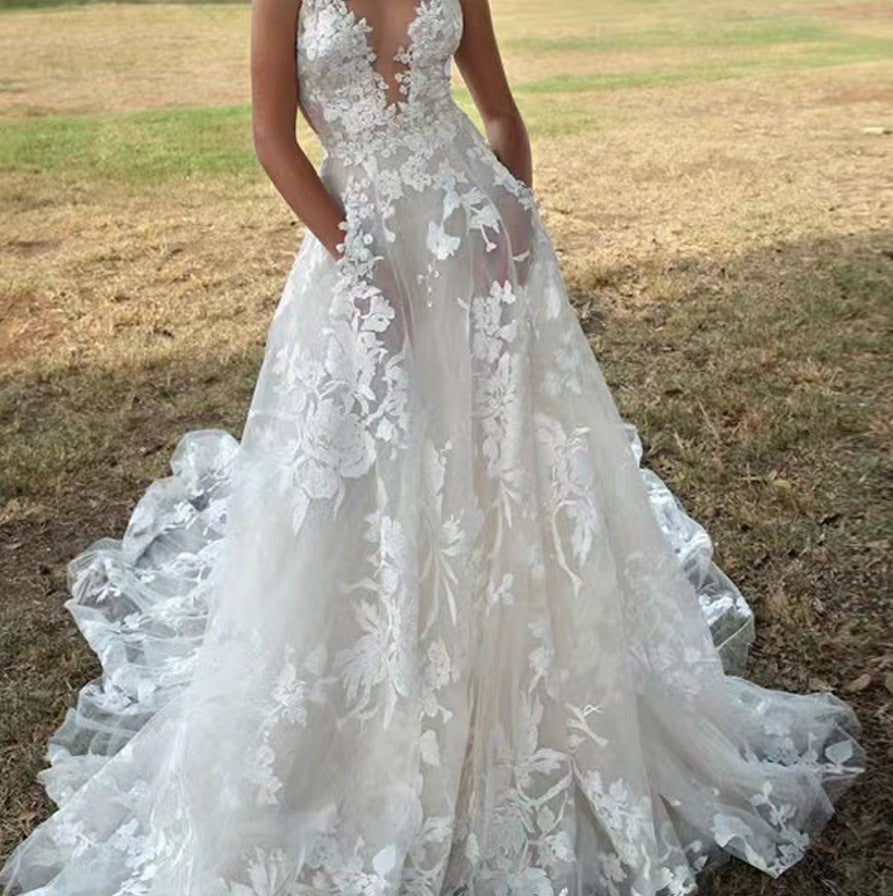 Damen V-Ausschnitt Ärmelloses Spitzen Fließendes Hochzeitskleid – Elegantes Brautkleid