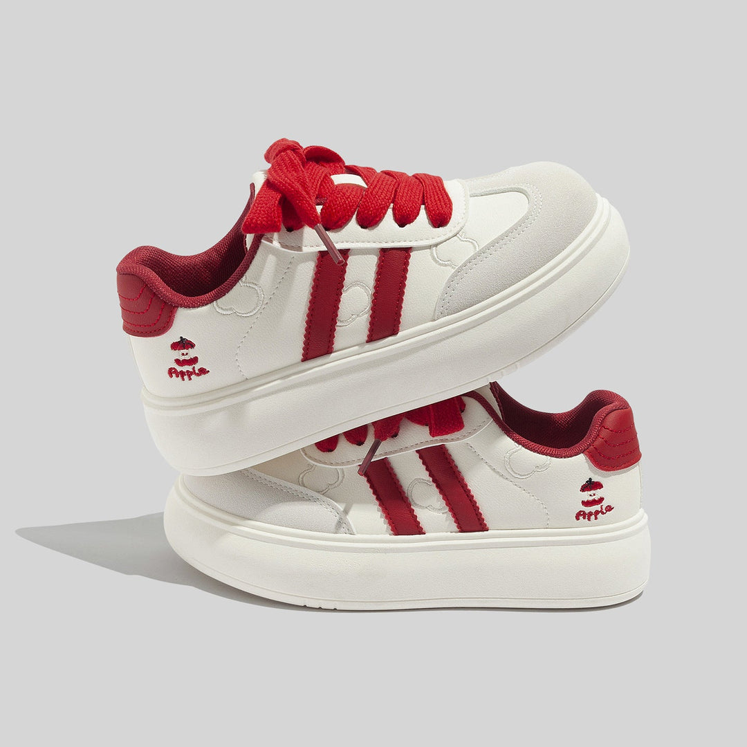 Damen Trendige Schnürbare Wildleder Sneaker Mit Roten Schnürsenkeln
