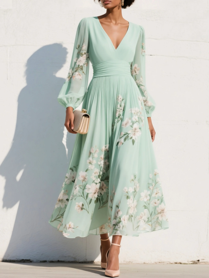 Plissiertes Maxikleid in Mint: Elegante Frische für Sommerfeiern 0