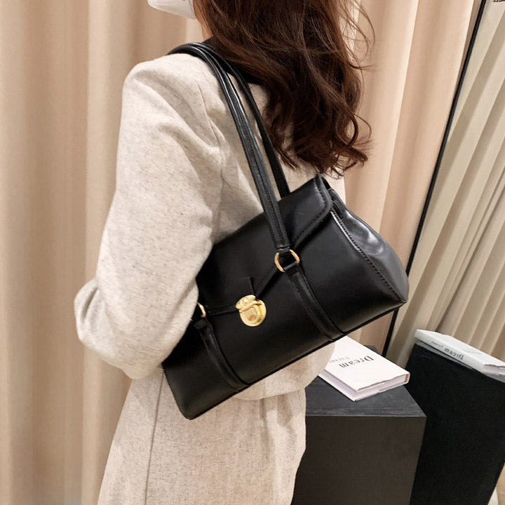 Women's Shoulder Bag Vegan Leather – Suitable for Everyday & Elegant