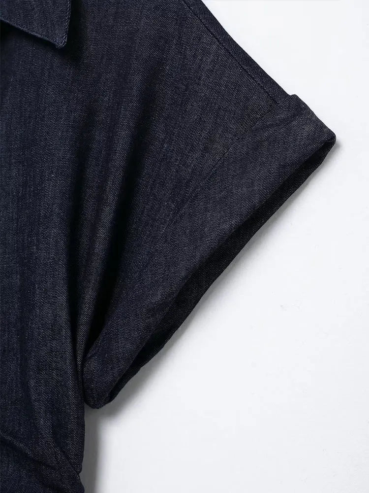 Robe midi pour femmes en denim avec patte de boutonnage et ceinture à la taille – robe d'été décontractée et chic