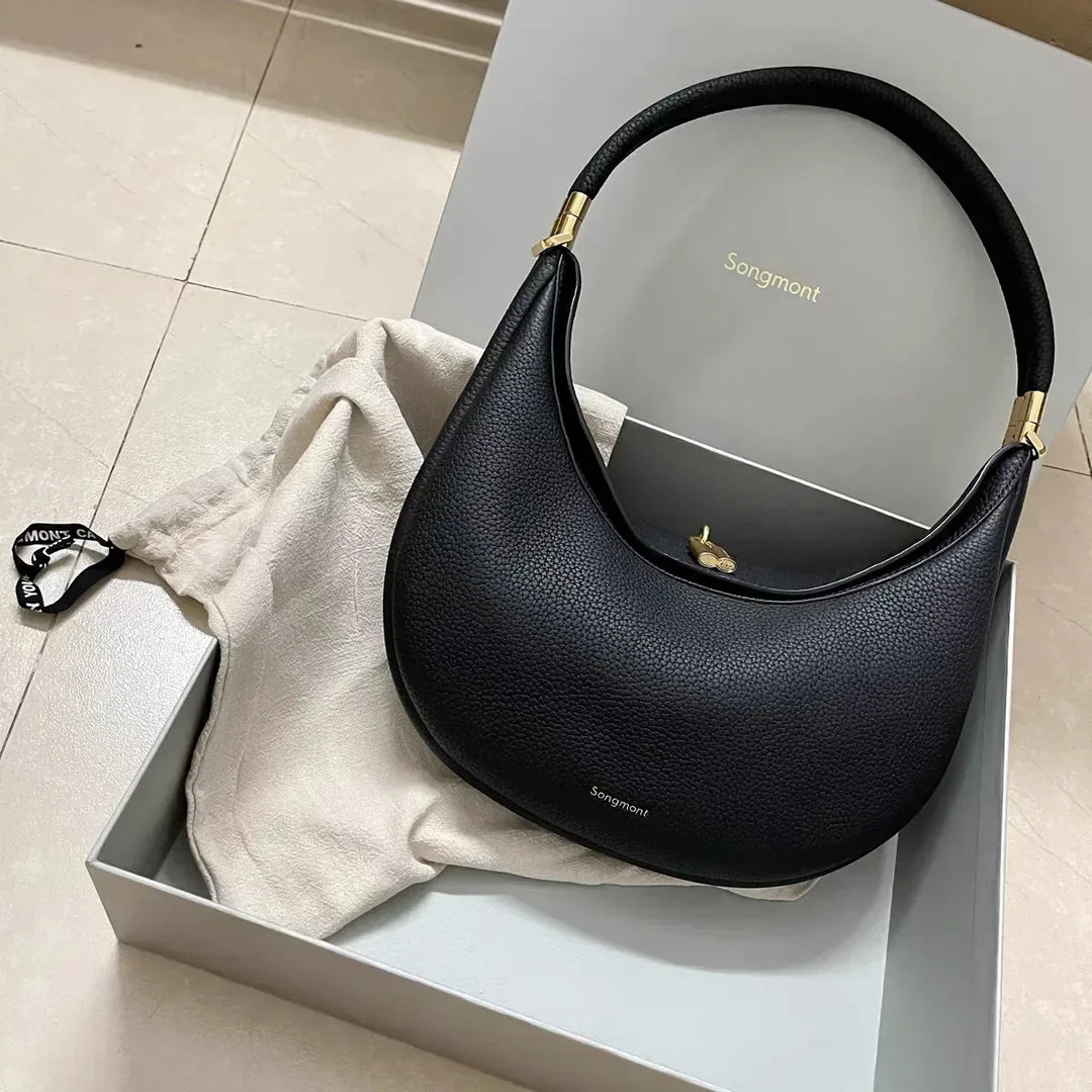 Elegant women's leather handbag – classic & timeless shoulder bag
