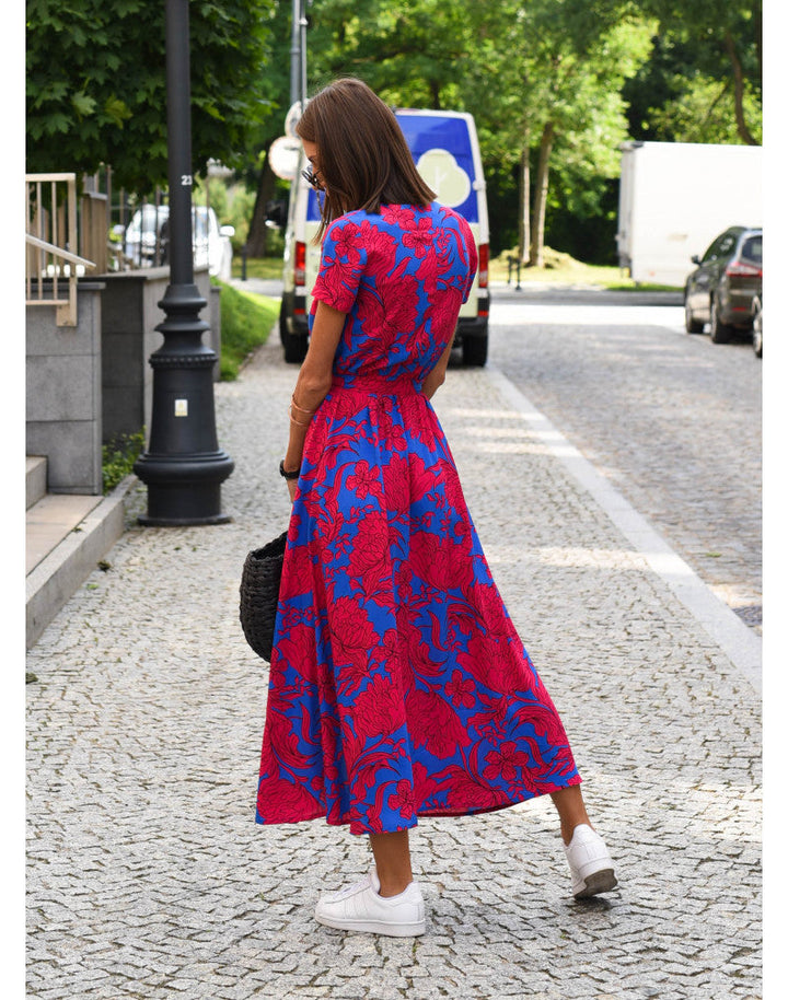 Women's midi dress with V-neck and floral pattern