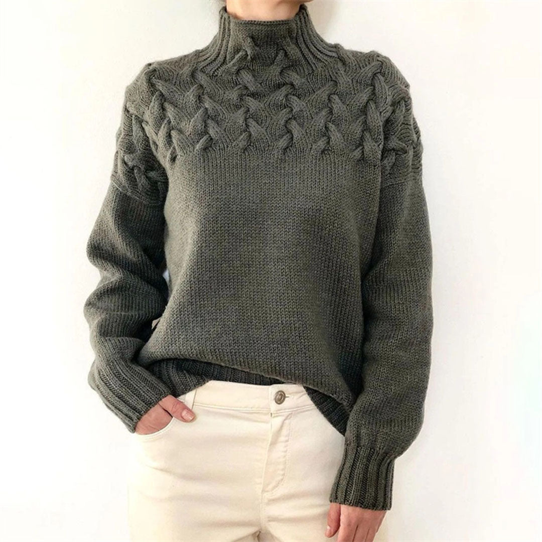 Elegant women's turtleneck sweater – soft & warm – knitwear for winter