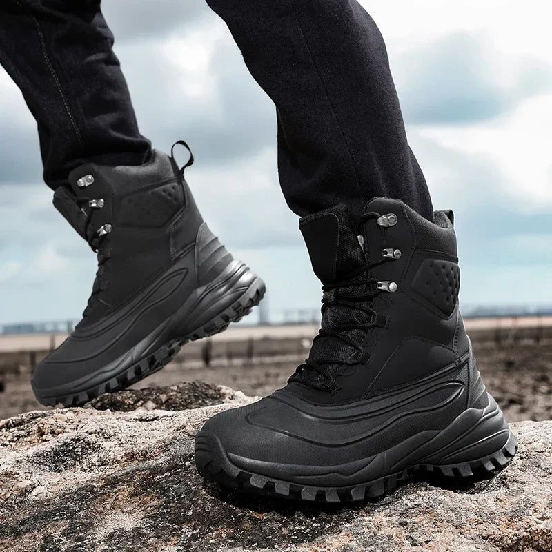 Herren High-Top-Schneestiefel mit Fleece-Futter und wasserabweisendem Obermaterial