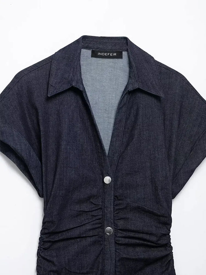 Robe midi pour femmes en denim avec patte de boutonnage et ceinture à la taille – robe d'été décontractée et chic