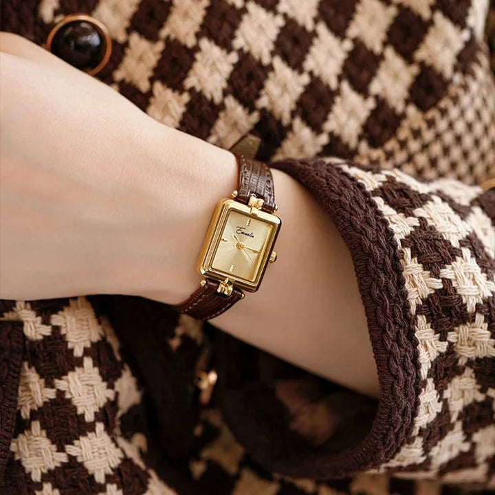 Women's Wristwatch with Golden Dial – Elegant Leather Strap
