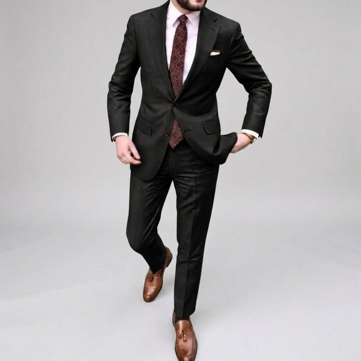 Zweiteiliger Herrenanzug – Blazer und Hose, klassisch-formeller, maßgeschneiderter Stil