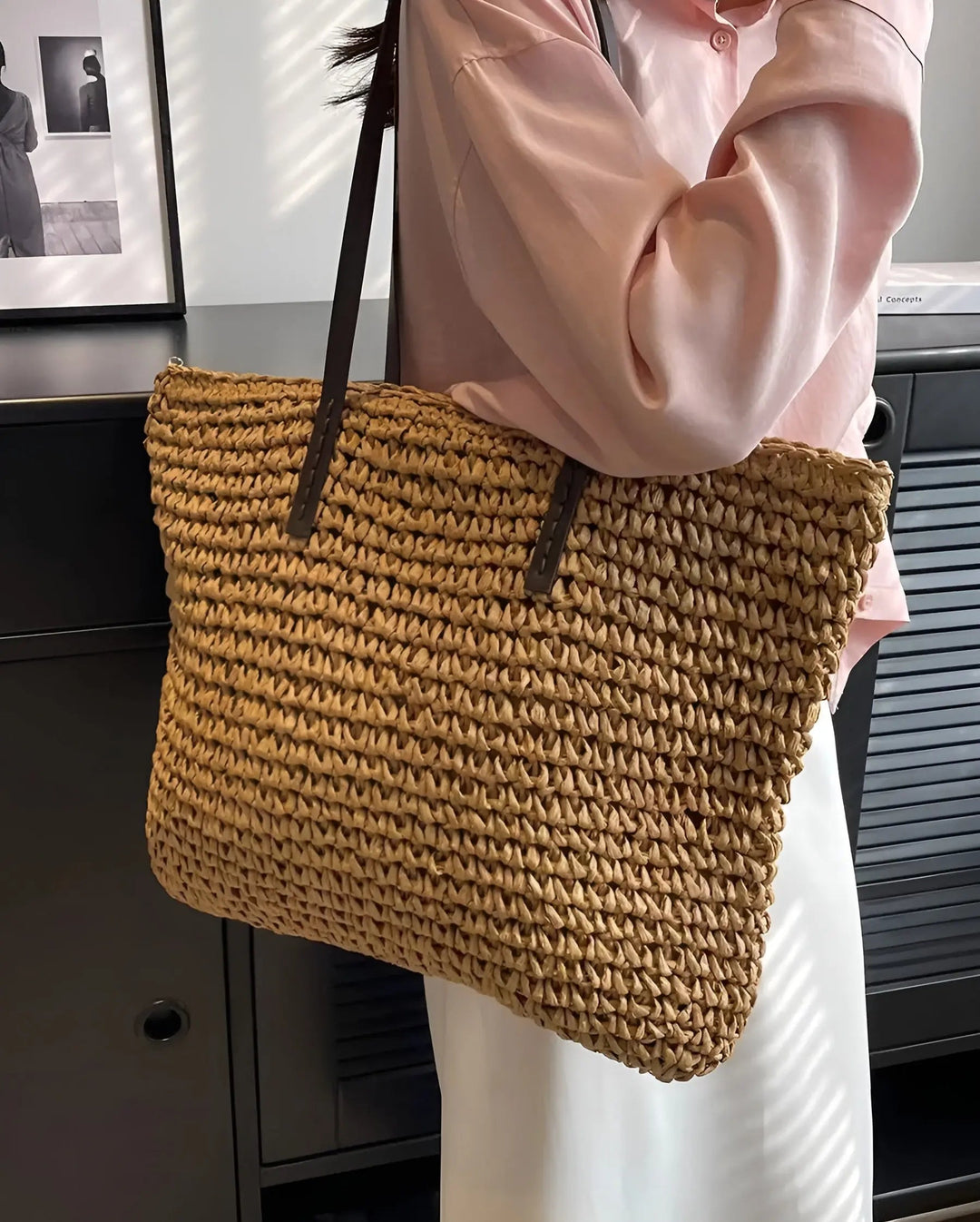 Boho women's bag – handwoven beach bag with tassels & details