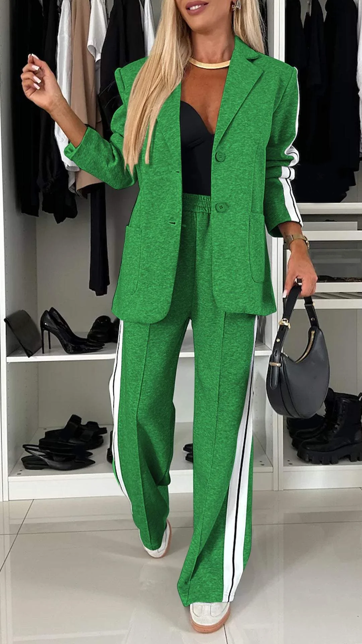 Modny damski zestaw do ćwiczeń z marynarką i spodniami – wygoda i styl