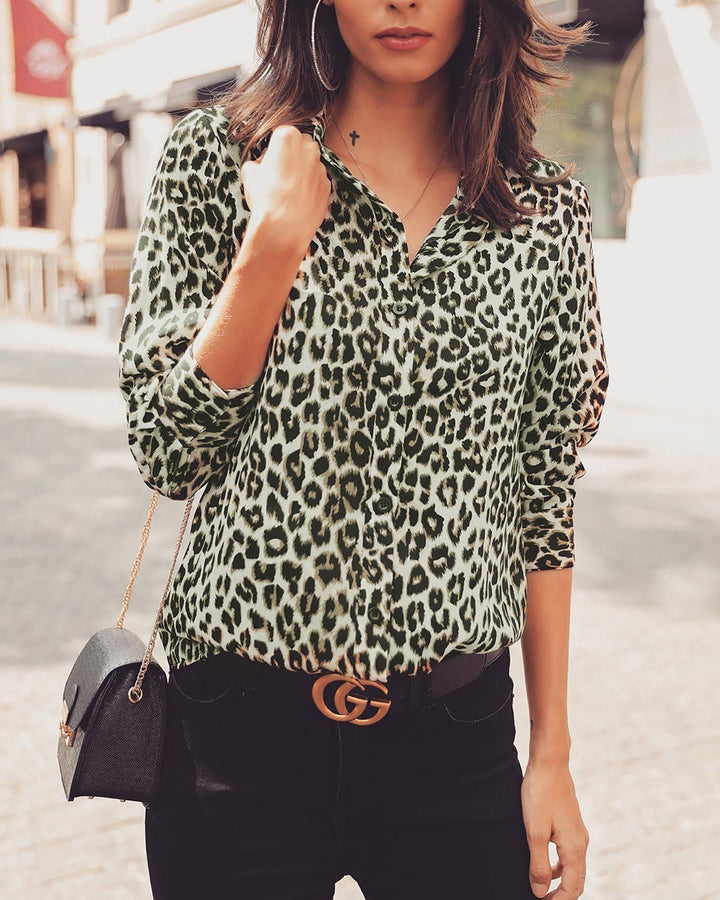 Blouse Femme à Motif Léopard avec Patte de Boutons – Haut Chic à Manches Longues