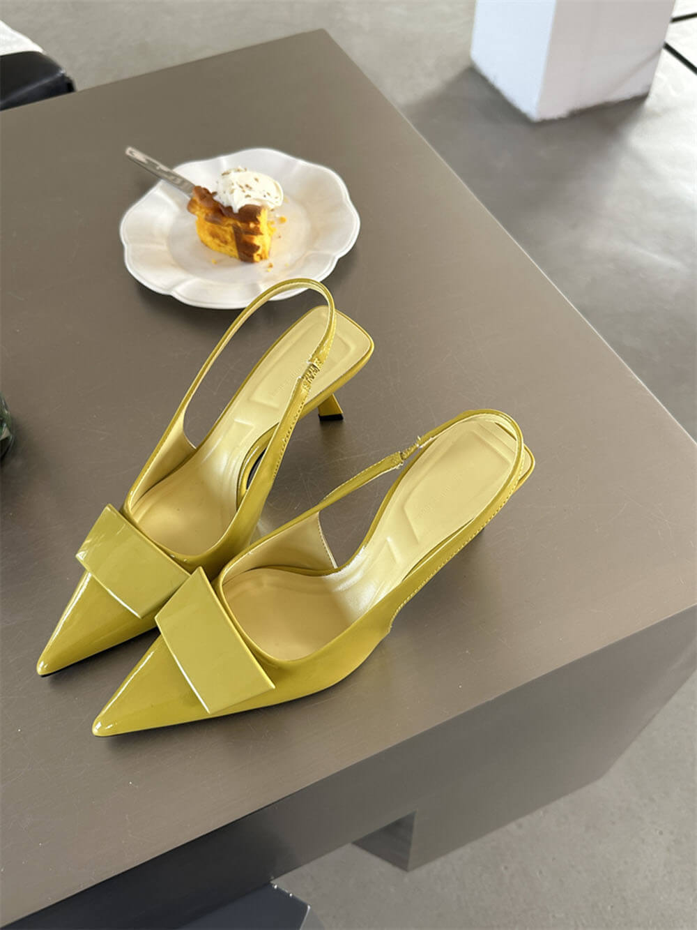 Women's Sandals with Square Buckle Pointed Stiletto Mid-Heel – Elegant Heels