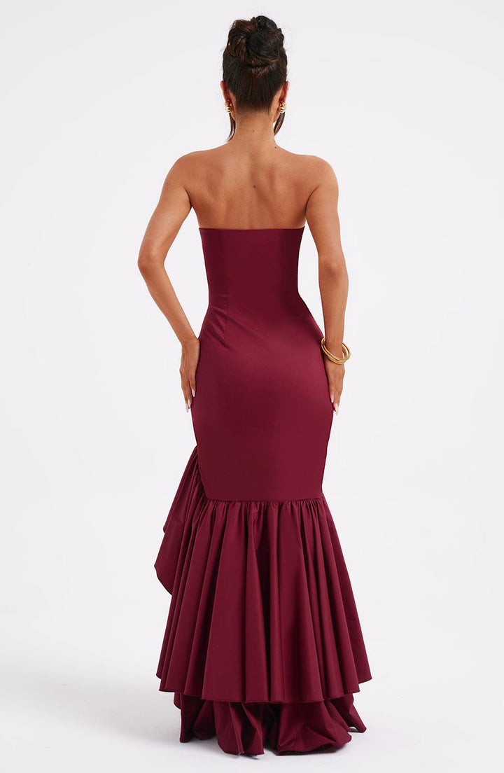 Elegantes ärmelloses Maxikleid mit Schnürdetail & Schlitz – Abendkleid