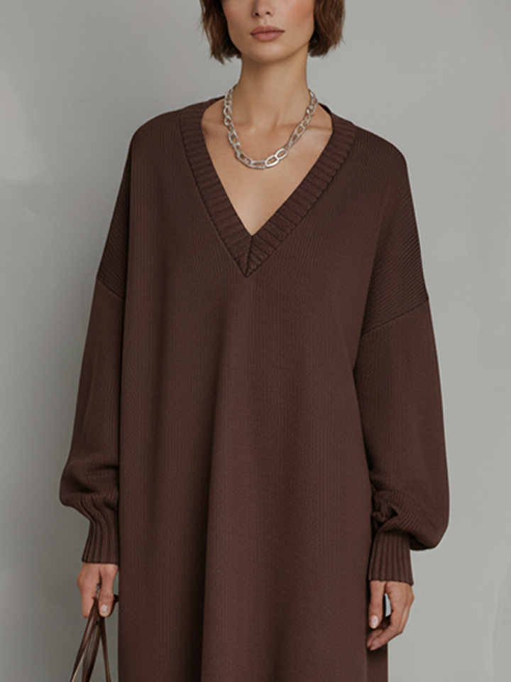 Braunes Strick-Midikleid mit Plisseesaum