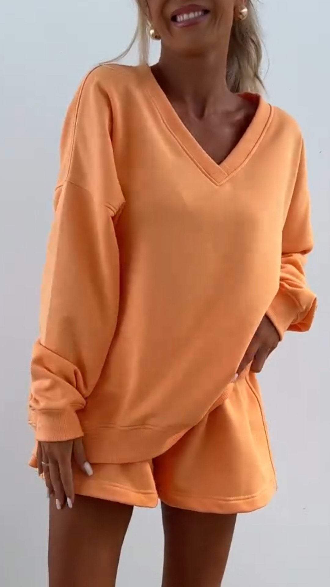 Ensemble deux pièces rayé à manches longues pour femme avec col en V – Tenue décontractée