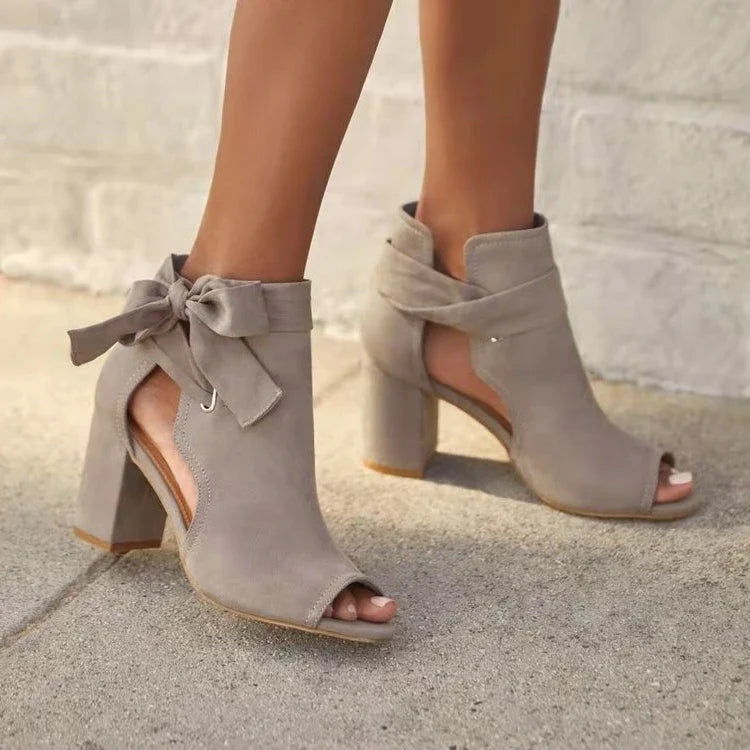 Women's ankle boots vegan leather | lacing | elegant heel