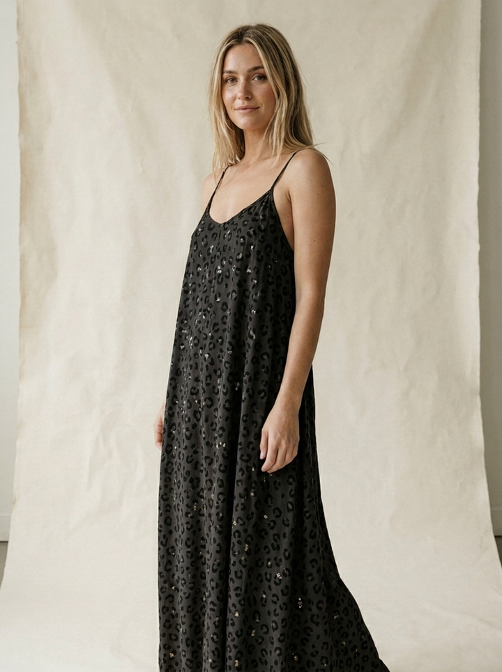 Leoparden-Maxikleid mit Pailletten für Damen – Glamouröser Sommer-Look - body-schwarz