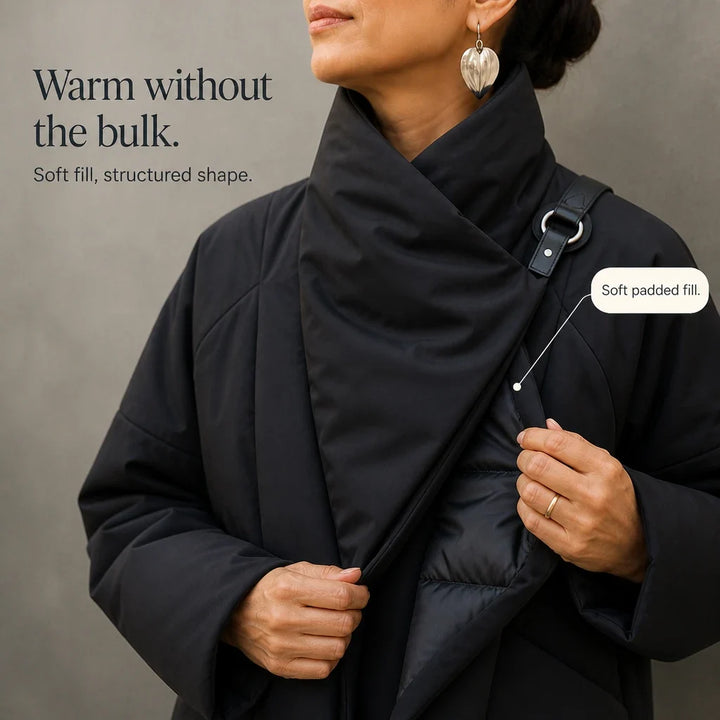 Steppjacke mit asymmetrischem Drapierungskragen