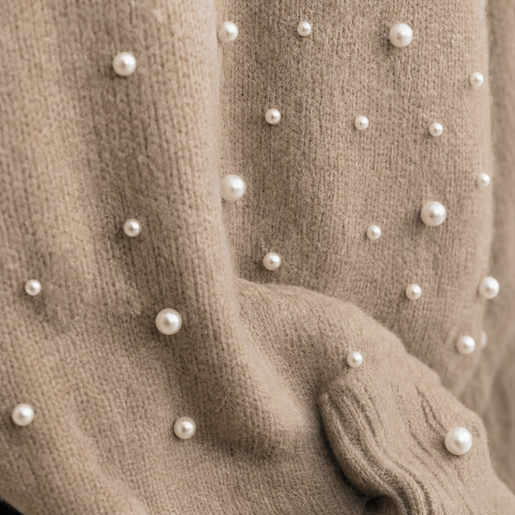 Pearla - Pull-over avec décoration en perles sur les manches