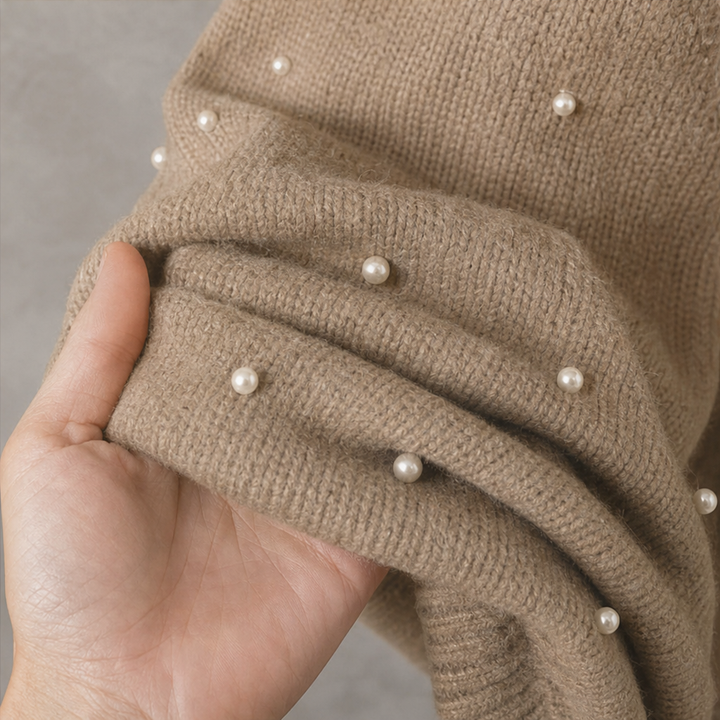 Pearla - Pull-over avec décoration en perles sur les manches