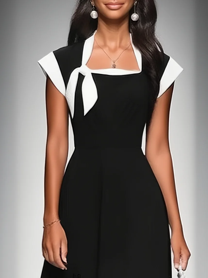 Colorblock midi dress with square neckline