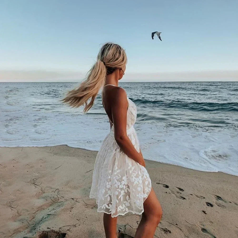 Women's beach dress – lace – sleeveless – floral embroidery – summer look