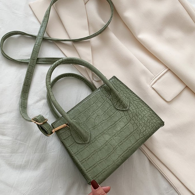 Luxury handbag women – crocodile leather look – shoulder bag