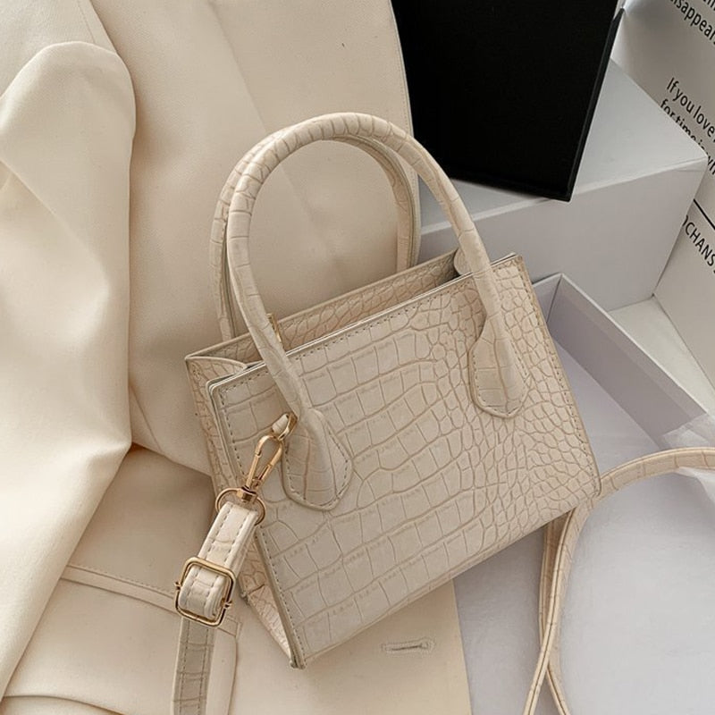 Luxury handbag women – crocodile leather look – shoulder bag