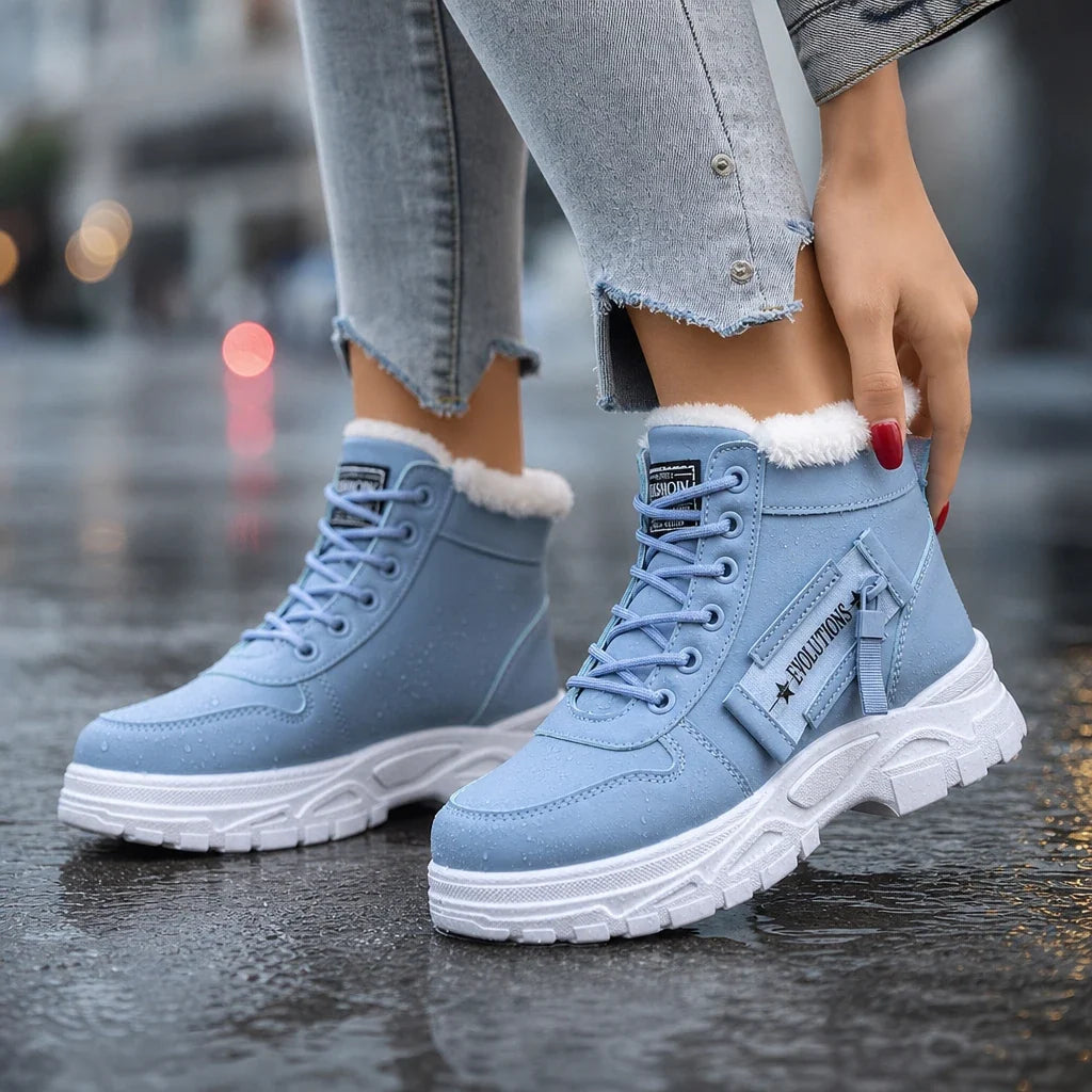 Waterproof ankle boots with plush lining