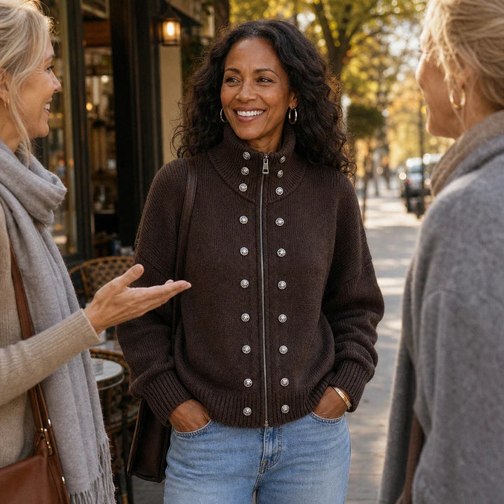 Zweireihige Strickjacke mit Stehkragen