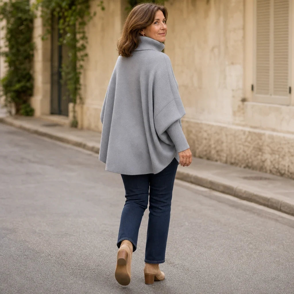 Oversized Poncho-Pullover mit Rollkragen und Taschen
