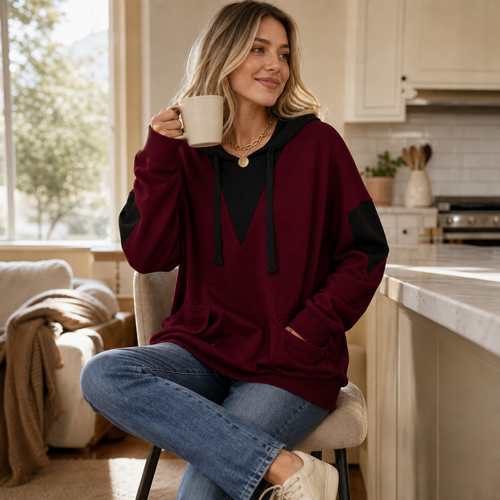 Vela | Oversized Hoodie mit V-Ausschnitt und Colorblock