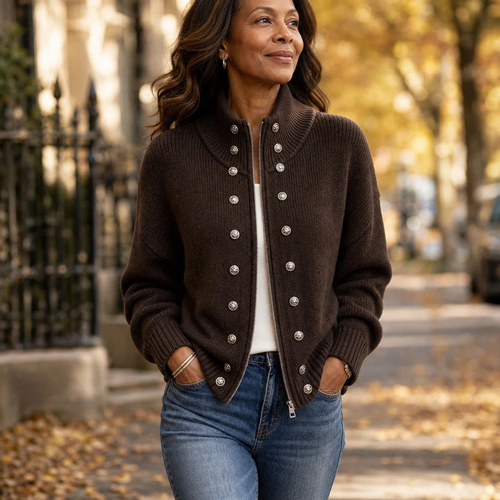 Zweireihige Strickjacke mit Stehkragen