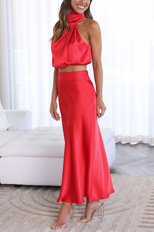 Women's two-piece set made of satin – Elegant co-ord set with blouse and pants
