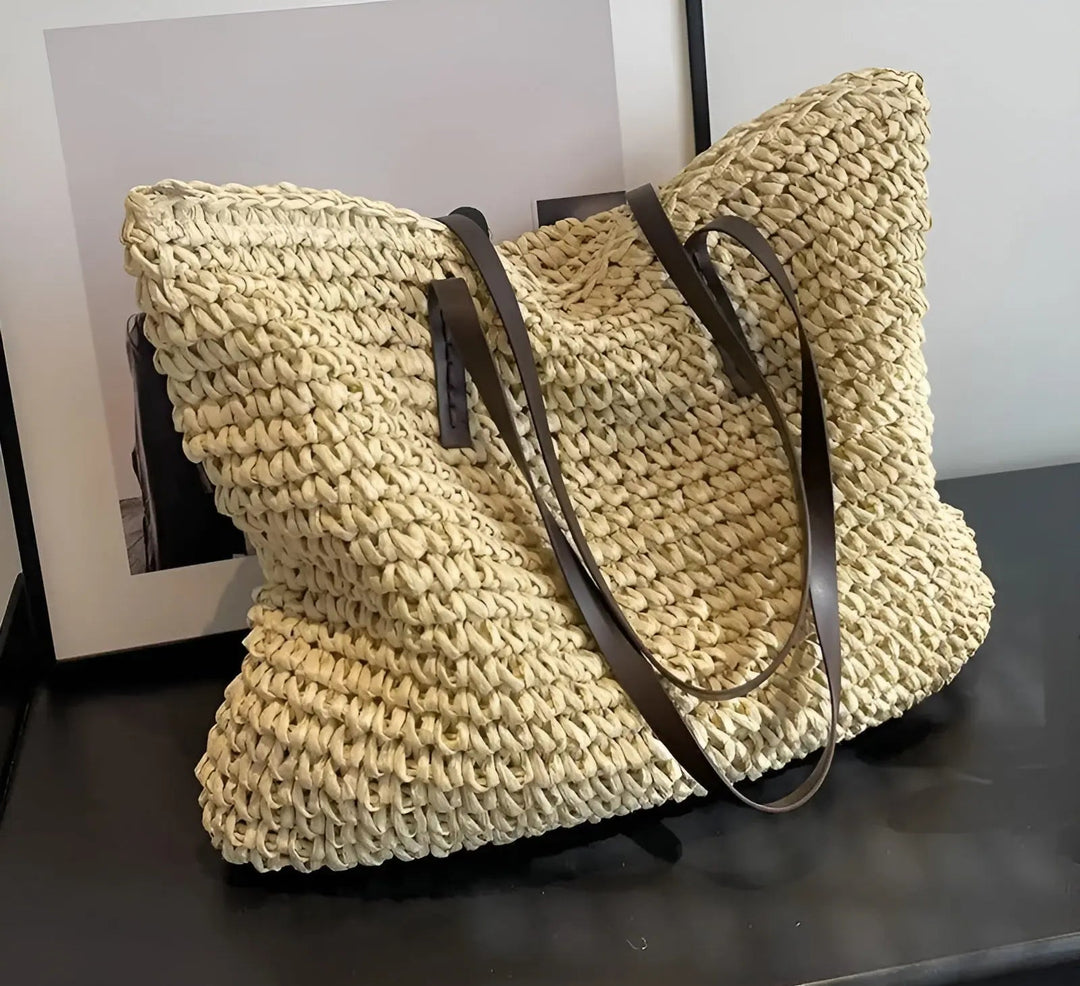 Boho women's bag – handwoven beach bag with tassels & details
