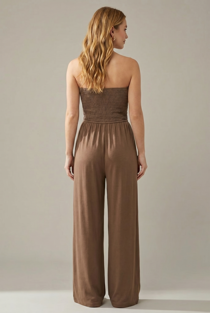 Schulterfreier Smock-Jumpsuit – Rückansicht