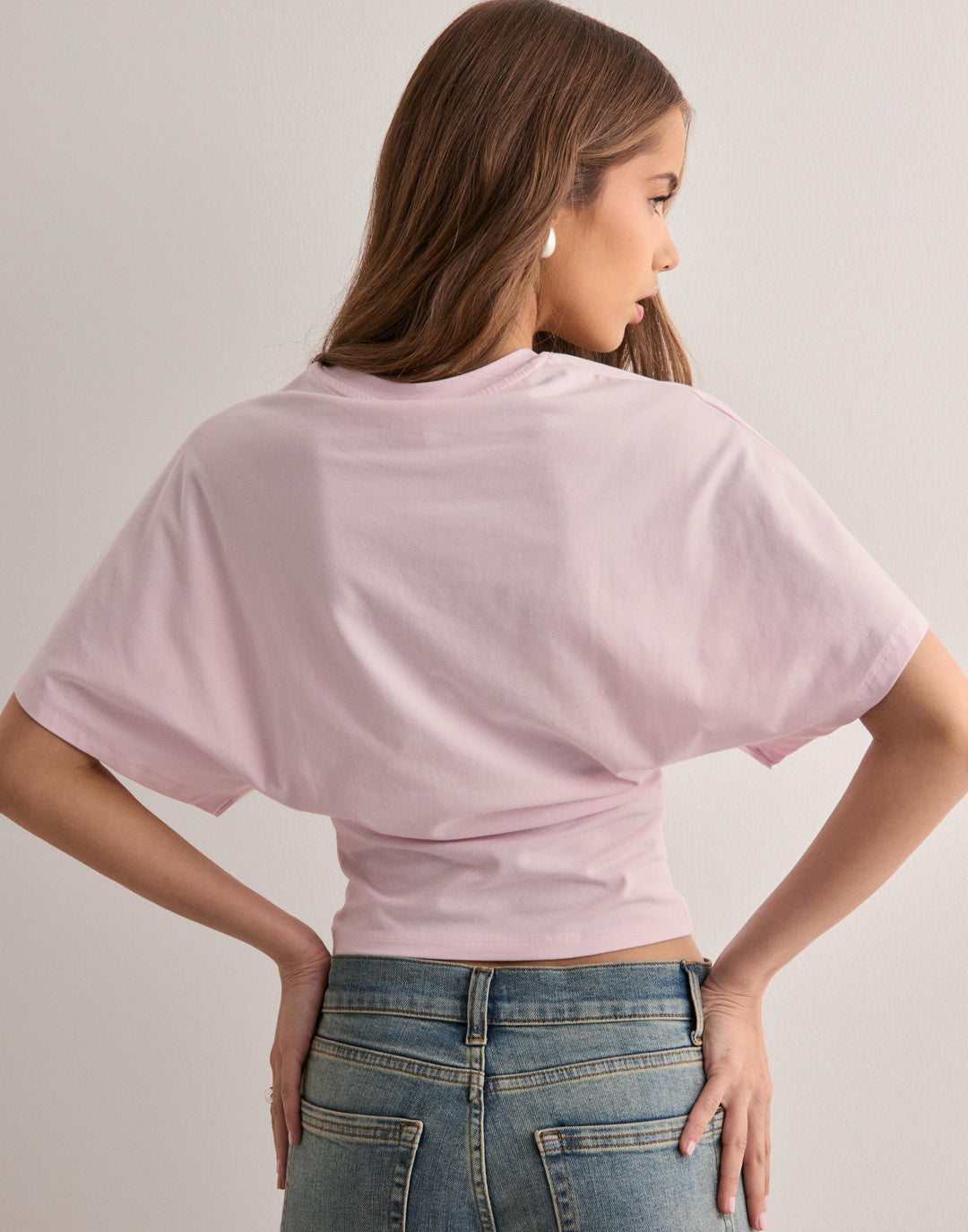 Oversized T-shirt with wide sleeves – Premium cotton, relaxed fit