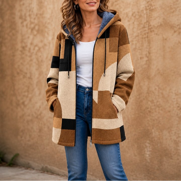 Patchwork Poise | Damen Kapuzenjacke mit geometrischem Colorblock