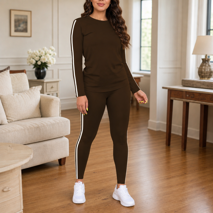 Wearbella | Trainingsanzug mit Streifen und langen Ärmeln