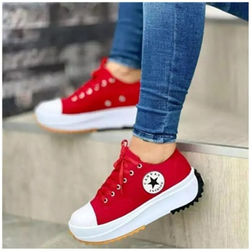 Damskie sneakersy Star Patch na platformie z sznurowaniem – swobodne masywne tenisówki z płótna