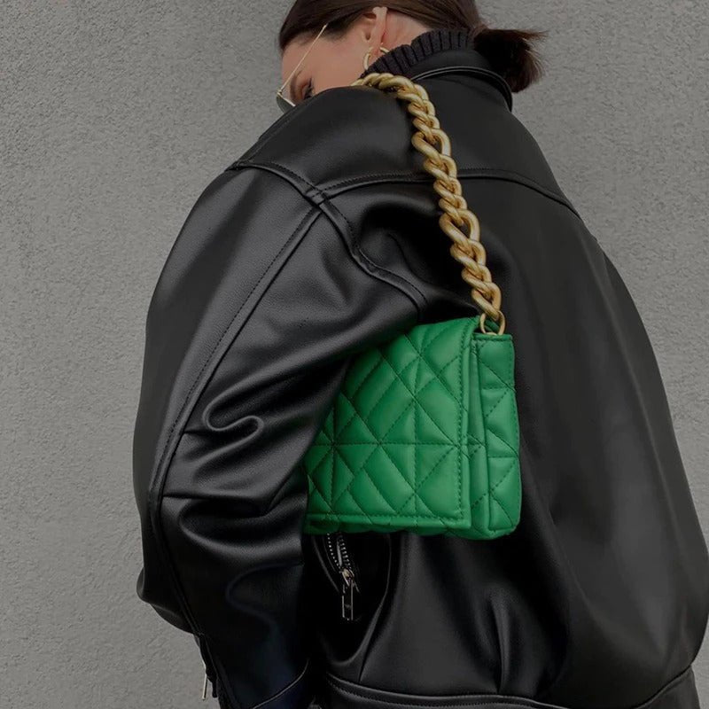 Sac à bandoulière pour femmes en cuir vegan – Avec chaîne dorée et design élégant