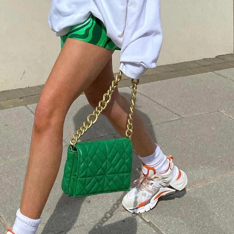 Sac à bandoulière pour femmes en cuir vegan – Avec chaîne dorée et design élégant