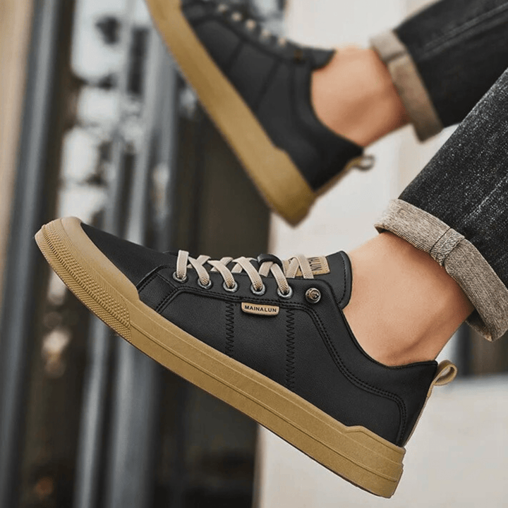 Men's White Leather Sneakers with Laces – Classic Casual Shoes